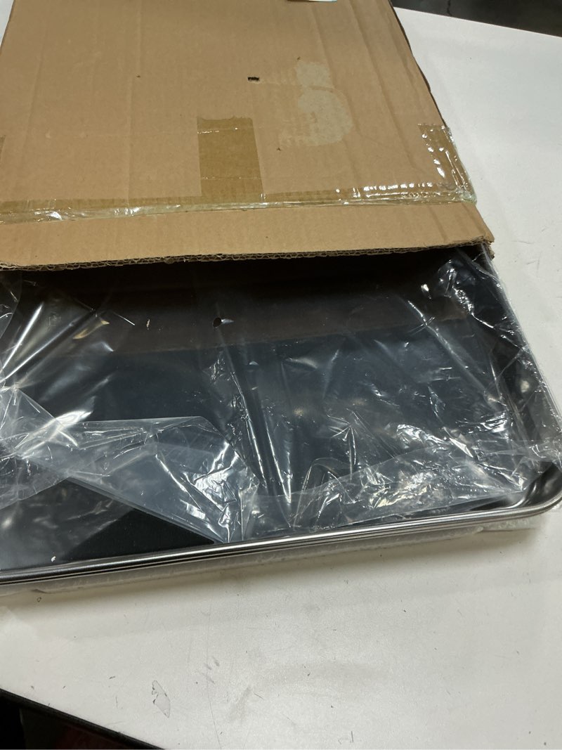 Condition photo showing Good Condition for Premium Stainless Steel Baking Sheets, 2-Piece Set, Durable & Healthy Baking Trays, Ideal for Cookies, Roasting, Grilling in Oven(2 Pack, 20X14Inch) 2 Pans (19.7 × 13.77 in)