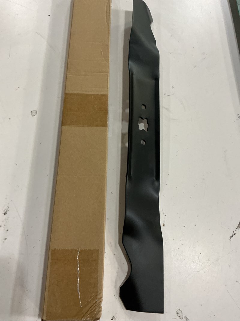 Condition photo showing Good Condition for briggs and stratton replacement mower blade 21" for snapper mower 7800923, 1696627, 1696607, 2691561
