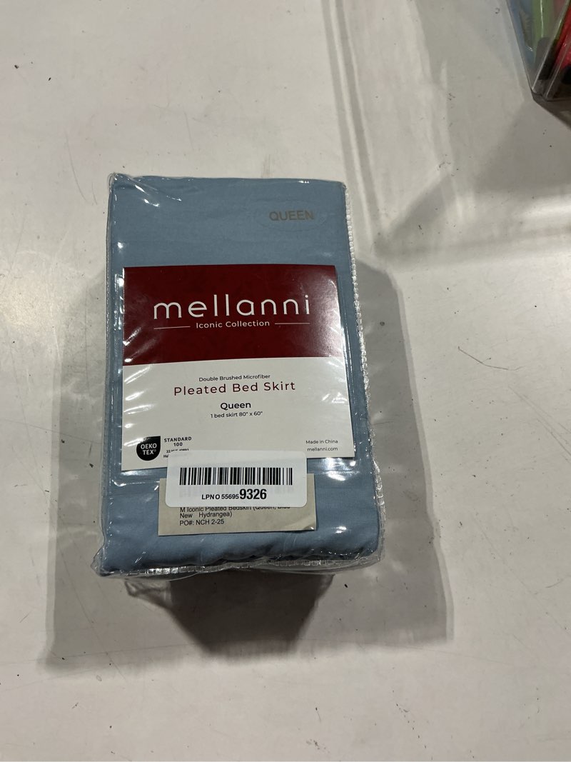 Condition photo showing Good Condition for mellanni bed skirt queen size - bed skirting - 15-inch tailored drop pleated dust ruffle - hotel luxury bedding - wrinkle, fade, stain resistant - 1 bedskirt (queen, blue hydrangea) 1573 blue hydrangea queen