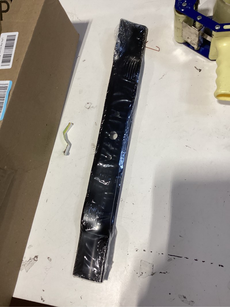 Condition photo showing Good Condition for gx20249 gy20567 mower blade compatible with john dee re 42" deck, gx20433 high lift blades fit for john dee re l105 l110 l118 l100 l111 scotts l1742, replace for m128485, 2 pack