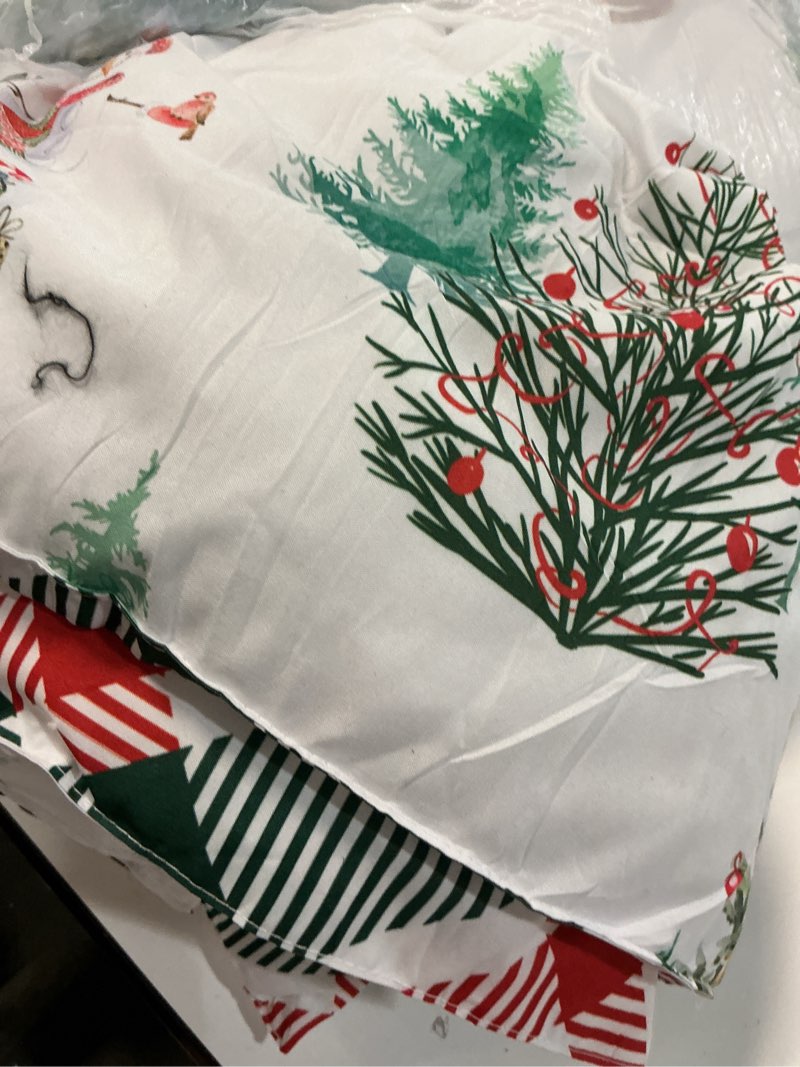 Condition photo showing As Is for Christmas Quilt Set Queen Size 3-Piece Red Xmas Tree Snowflake Reindeer Cabin Plaid Patchwork Bedspread Coverlet Set Reversible Lightweight Comforter Bedding Set Bed Cover Blanket with 2 Pillow Cases Rustic Lodge Deer Queen Size(similar)