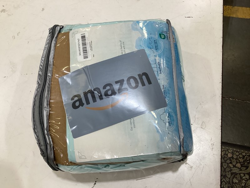 Condition photo showing Good Condition for hearth & harbor extra deep pocket queen sheets sets - fits mattress 18-24 inches deep - extra deep pocket sheets - 6 piece queen size - aqua blue aqua blue queen