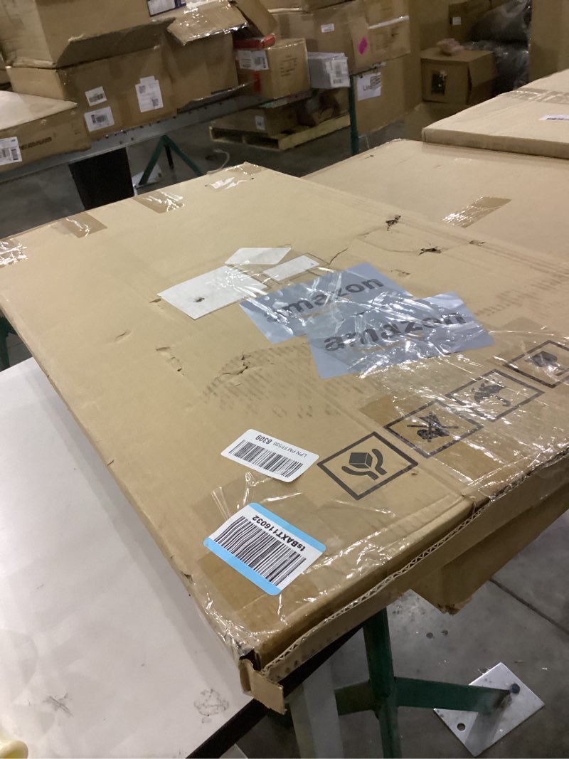 Condition photo showing New/Like New for Decorative cambas