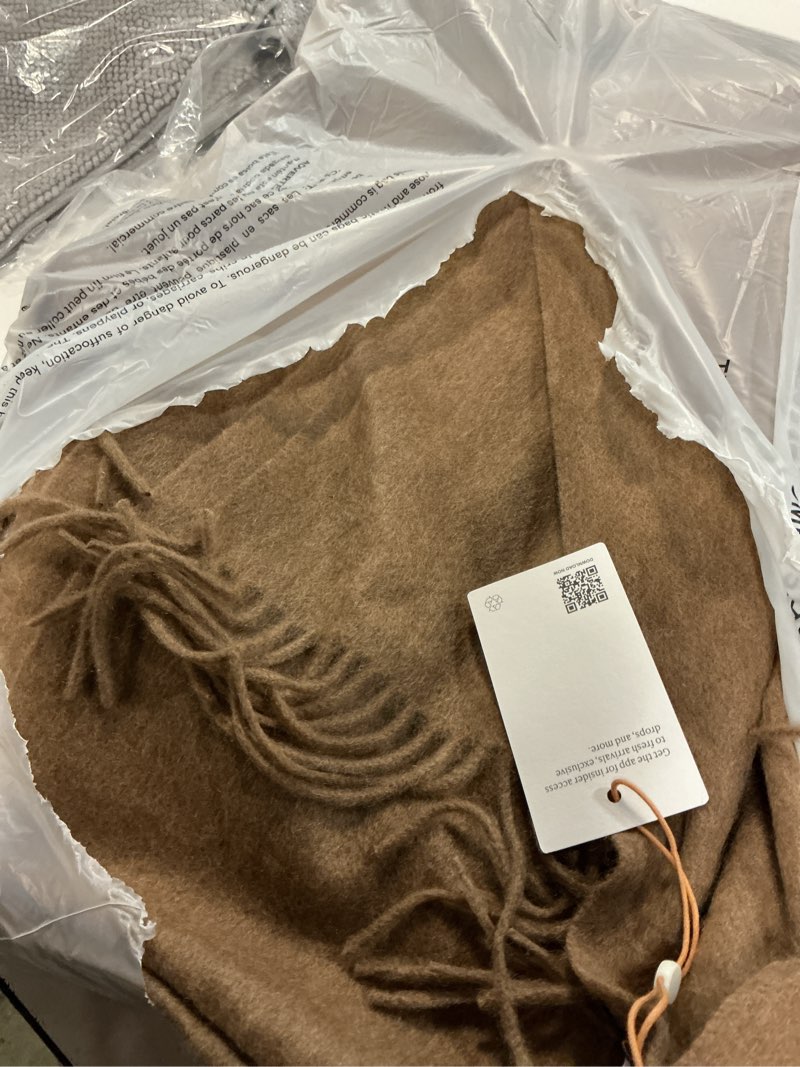 Condition photo showing Good Condition for mongolian cashmere throw, 50x70, teak