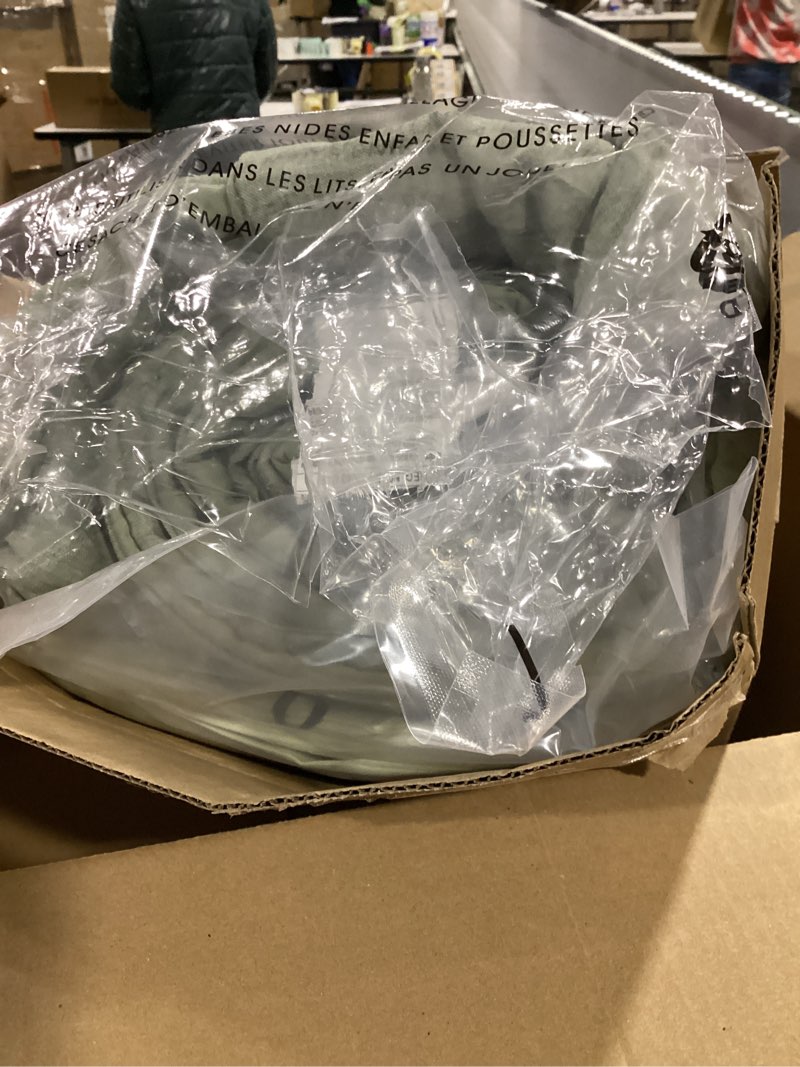 Condition photo showing Good Condition for Geniospin Queen Comforter Set - 7 Pieces Comforter Queen Size, Solid Bedding Set for All Season, Textured Bed in a Bag with Sheets, Pillowcases and Shams (Sage Green, 90''x90'') Sage Green Queen (90"x90")