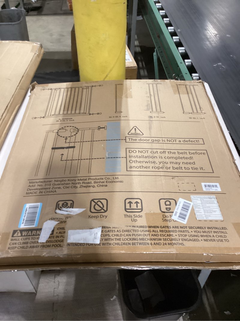 Condition photo showing Good Condition for innotruth 28.9-42.1" wide baby gate for stairs & doorways, 30" tall pressure mounted dog gates for stairs expandable one-hand open, easy step walk through dual lock metal pet gates for dogs, white white 28.9-42.1" w x 30" h