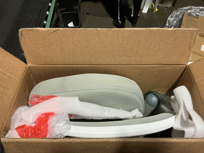 Condition photo showing Good Condition for ERIYA Kids Desk Chair, Kids Study Chair,Height-Adjustable with Back Support, Ergonomic Design, Multifunctional for Study, Work & Dining – Ideal for Boys & Girls' Bedrooms & Schools