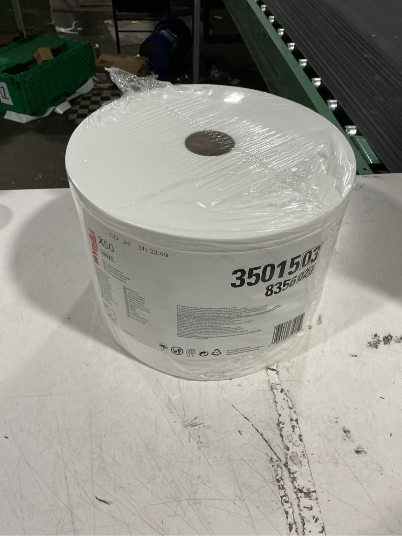 Condition photo showing New/Like New for wypall surface cleaner 35015-1 each