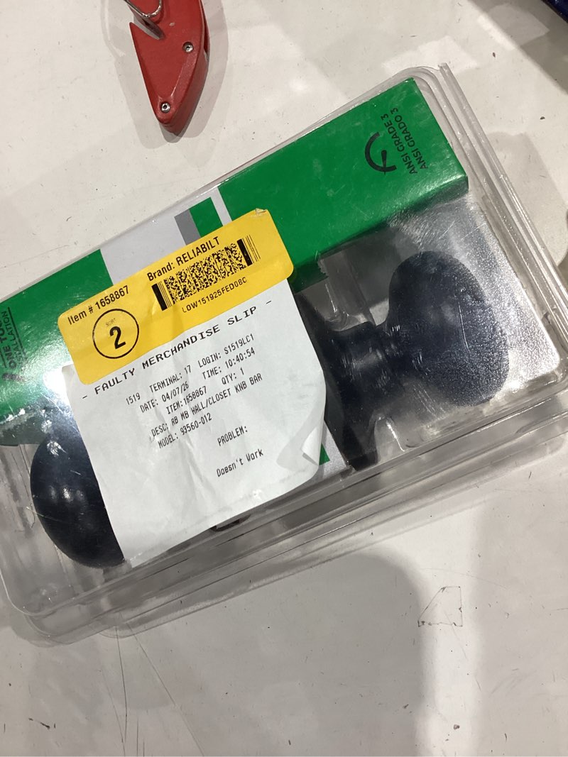 Condition photo showing Good Condition for reliabilt baron matte black interior or hall/closet passage door knob