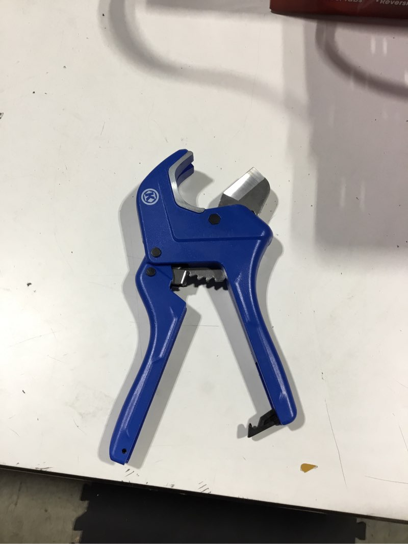 Condition photo showing As Is for Kobalt 1-1/4-in PVC cutter
