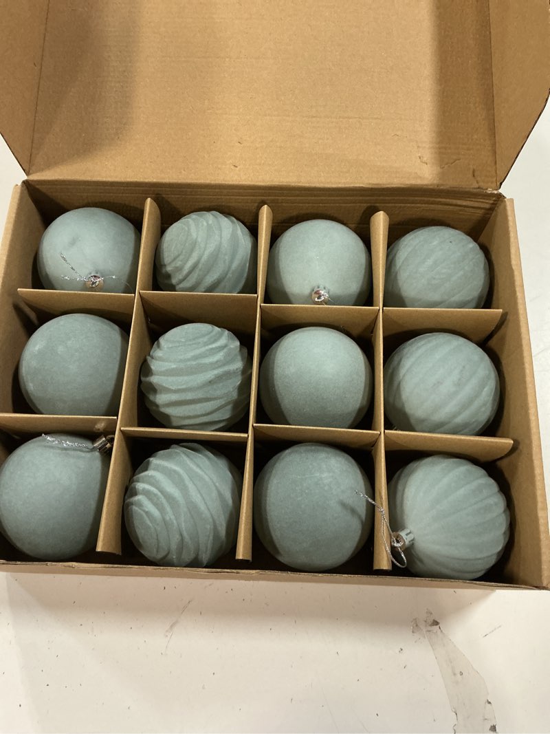 Condition photo showing Good Condition for Waipfaru 12Pcs Velvet Ornaments for Christmas Tree, 3.15 Inch Dusty Blue Velvet Christmas Ornaments Balls Set, Large Shatterproof Flocked Hanging Ornaments for Xmas Wreath Garland Home Decor Dusty Blue 3.15 Inch