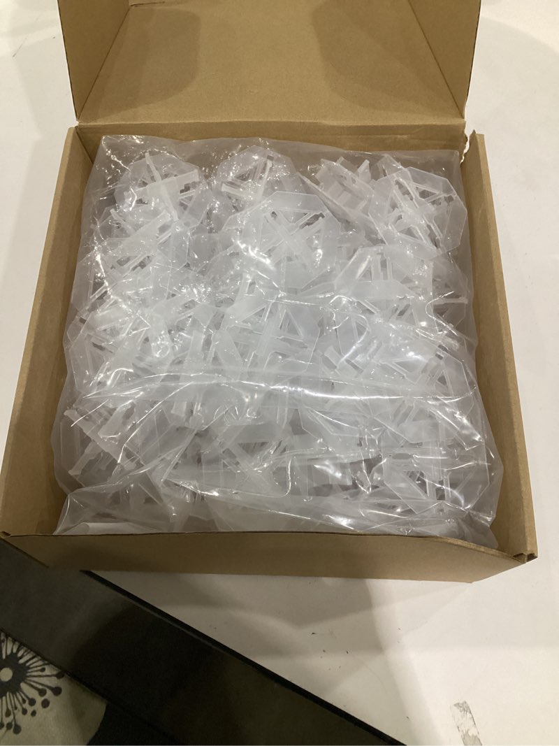 Condition photo showing Good Condition for thyle 100 pcs 1/8"(3mm) outdoor spacers for tile and pavers cross tile spacer for spacing of floor or wall tiles plastic leveling clips for installation of pavers over sand gravel or grass