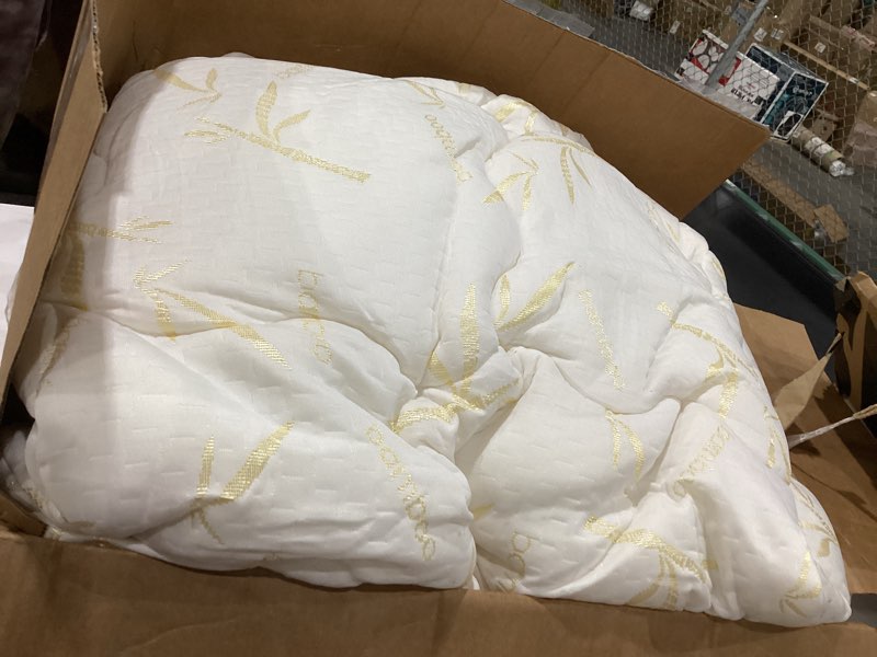 Condition photo showing Good Condition for 100% Waterproof King Size Mattress Topper, Thick Pillow Top Mattress Pad?Up to 21 Inch Deep Pocket,Soft Breathable Mattress Pad for Back Pain, Protector Cover(Beige) King Beige