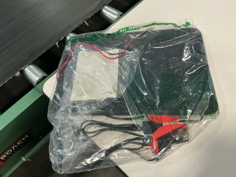 Condition photo showing Good Condition for renogy 10w solar panel car battery trickle charger & maintainer