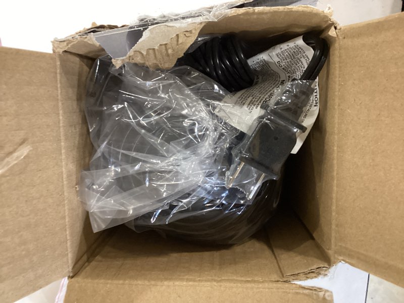 Condition photo showing Good Condition for vornado flippi v6 compact air circulator fan, adjustable head, 2 speeds, black