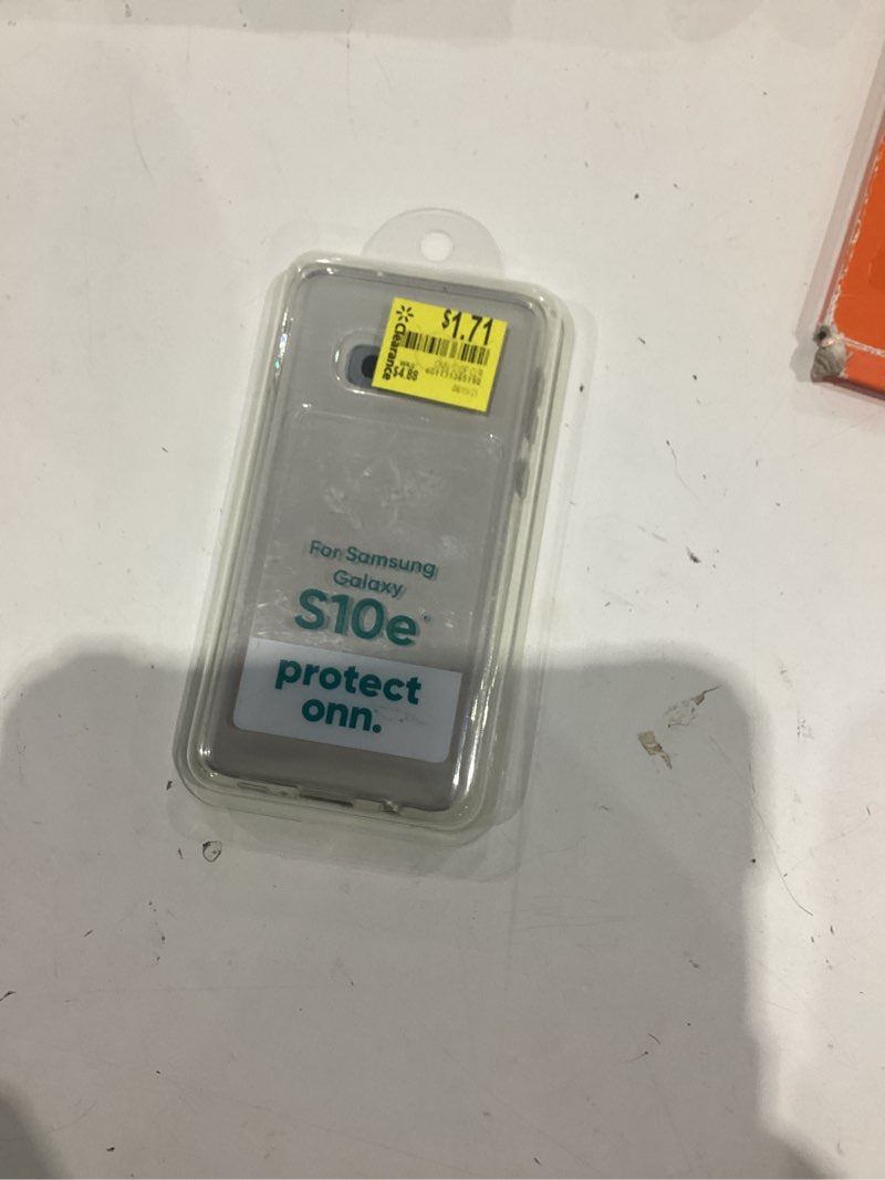 Condition photo showing Good Condition for onn. clear gel case for samsung galaxy s10e
