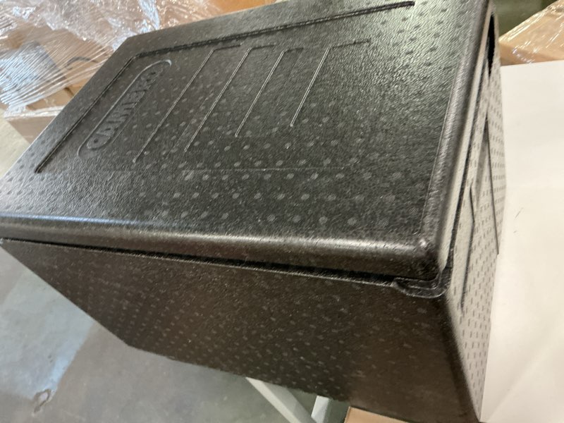Condition photo showing Good Condition for Cambro GoBox Insulated Lightweight Thermal Hot Box and Food Pan Carrier (12 Inch Deep) - Hotbox and 