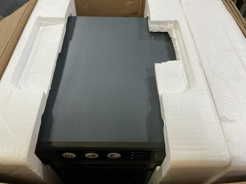 Condition photo showing As Is for countertop nugget ice maker, 44 lb/day, 0.8-gal tank 44lbs