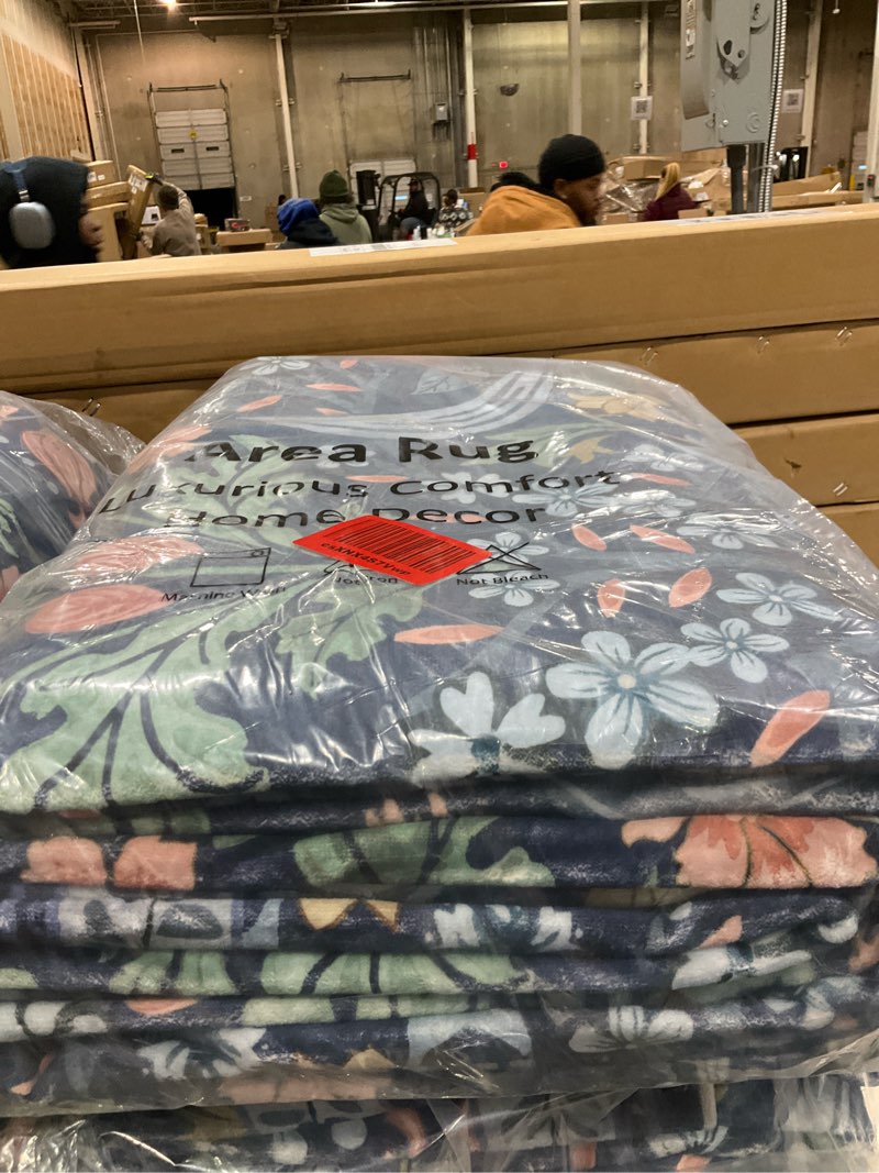 Condition photo showing Good Condition for Moynesa Floral Washable 8x10 Rug, Large Area Rugs for Living Room, Soft 8 x 10 Boho Bedroom Rugs, Non Slip Botanical Ultra Thin Floor Carpet for Dining Room Nursery, Blue 8' x 10' (Rectangular) Blue