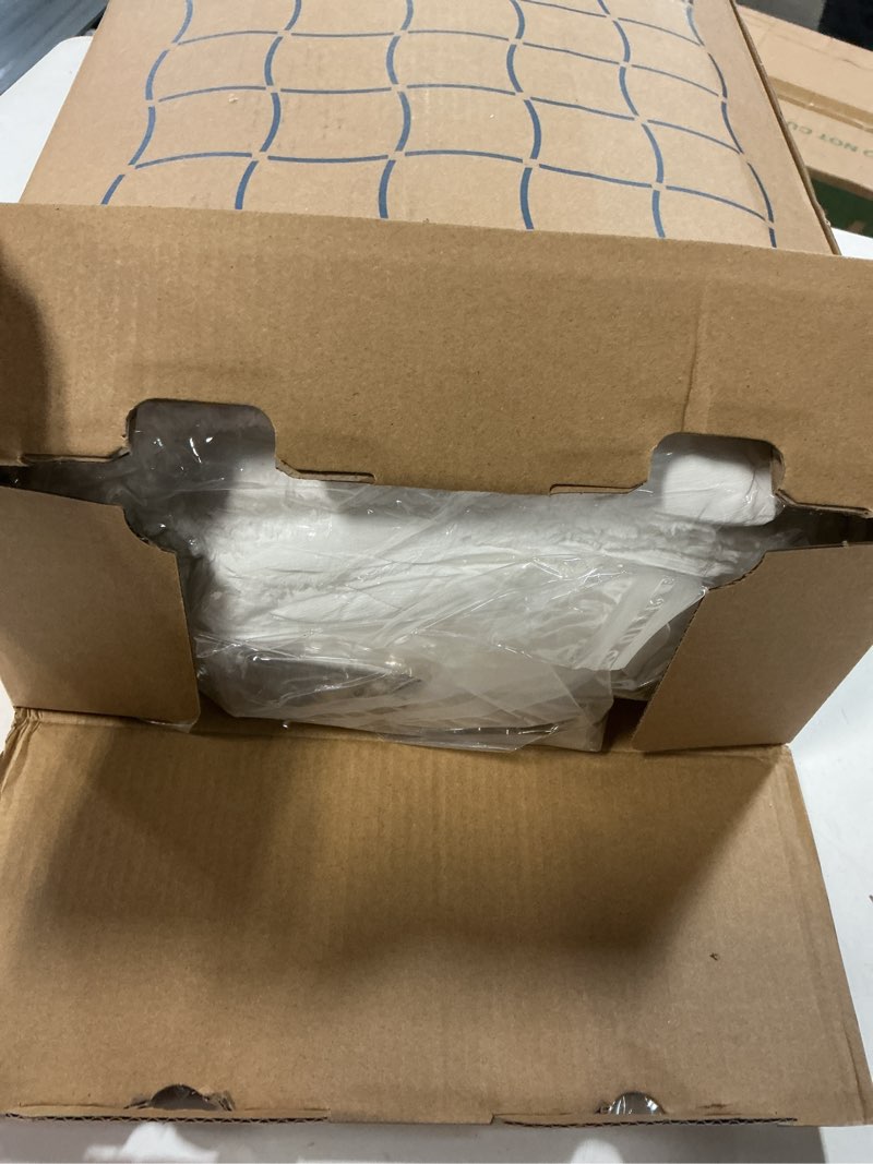 Condition photo showing New/Like New for Bedsure Boho Tufted Full Comforter Set - White Boho Bedding Comforter Sets, 3 Pieces Farmhouse Shabby Chic Embroidery Bed Set, Soft Fluffy Cozy Arch Pattern Comforter for All Seasons Full 02 - White - Arch Jacquard