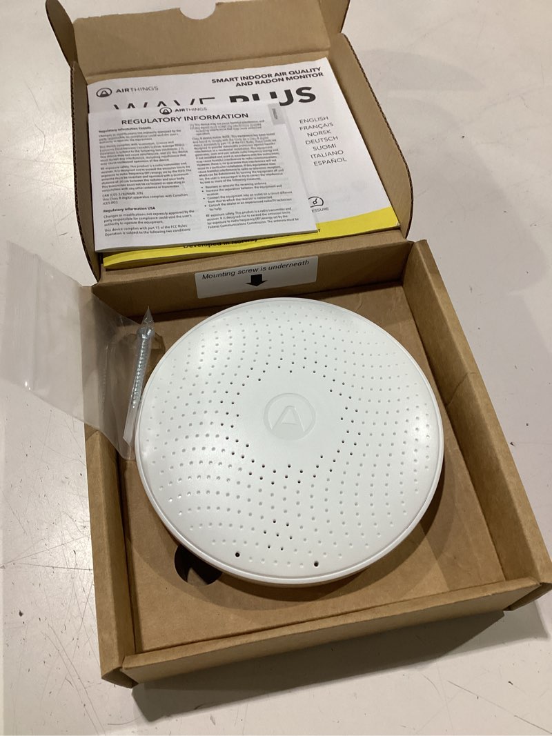 Condition photo showing New/Like New for airthings 2930 wave plus - radon & air quality monitor, battery powered (co2, voc, humidity, temp, pressure) white