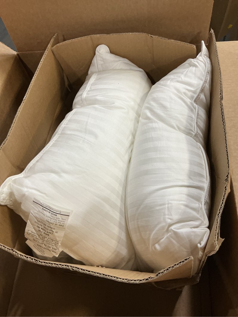 Condition photo showing Good Condition for Beckham Hotel Collection Bed Pillows Standard/Queen Size Set of 2 - Original Soft Down Alternative Pillow for Sleeping - Soft Support for Back, Stomach or Side Sleepers Queen / Standard White
