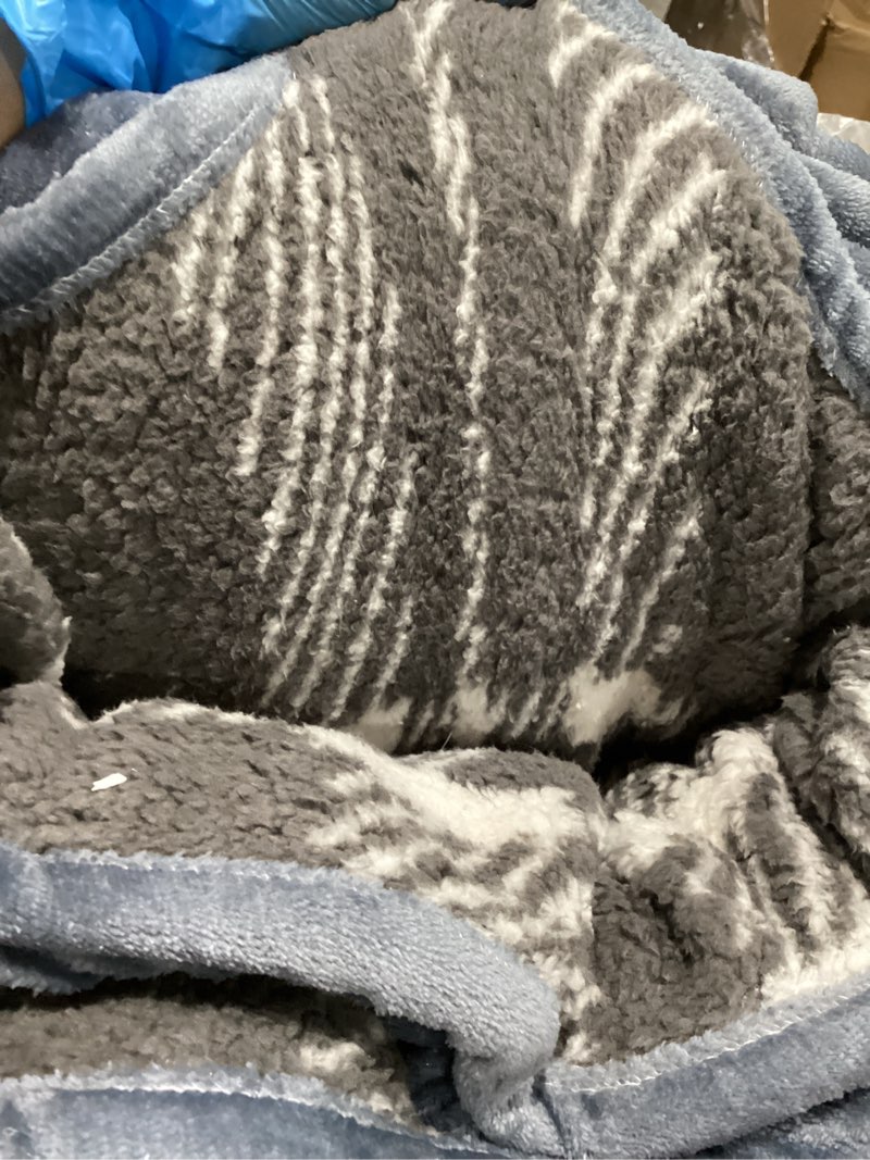 Condition photo showing Good Condition for jkmax heated electric blanket king size - 100"x90" flannel heating blanket with 10 heating levels & 5 time settings over-heat protection, winter warmer for adults with etl certification?grey? grey 100x90