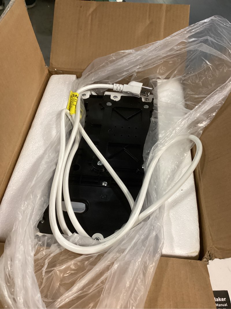 Condition photo showing Good Condition for newbulig nugget ice makers countertop, portable nugget ice machine, ready in 6 mins, 24lbs in 24hrs, auto-cleaning, with basket and scoop, for home, kitchen, rv, camping, white nugget white 14.5"*13.6"*10.3"