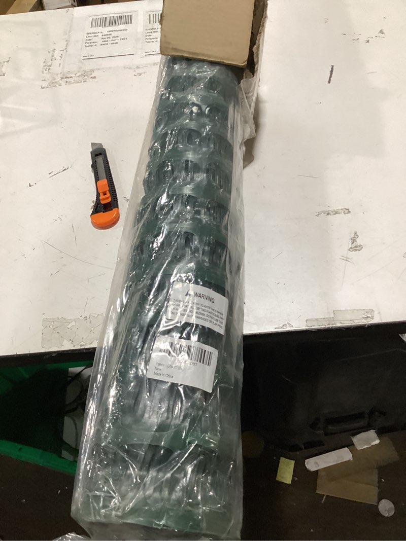 Condition photo showing Good Condition for potatolife plastic mesh fence safety fence, 4'x100' roll with 100 zip ties, resuable temporary netting for garden fencing, construction, snow fencing, animal barrier, poultry, deer, patio, green 8.73 lb/roll green