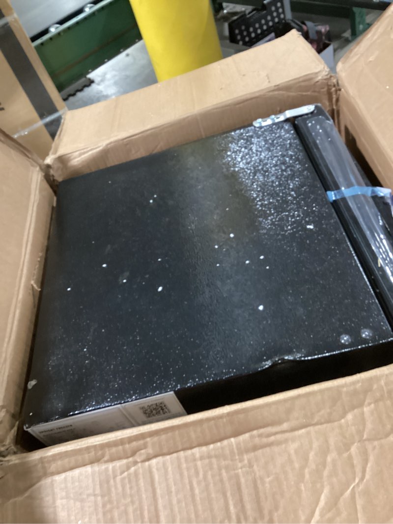 Condition photo showing Good Condition for Maine Mini Upright freezer, 3.6 Cubic Feet, Single Door Compact Freezer with Reversible Stainless Steel Door, 3-Speed Temperature Adjustment Small freezer for Home/Dorms Black