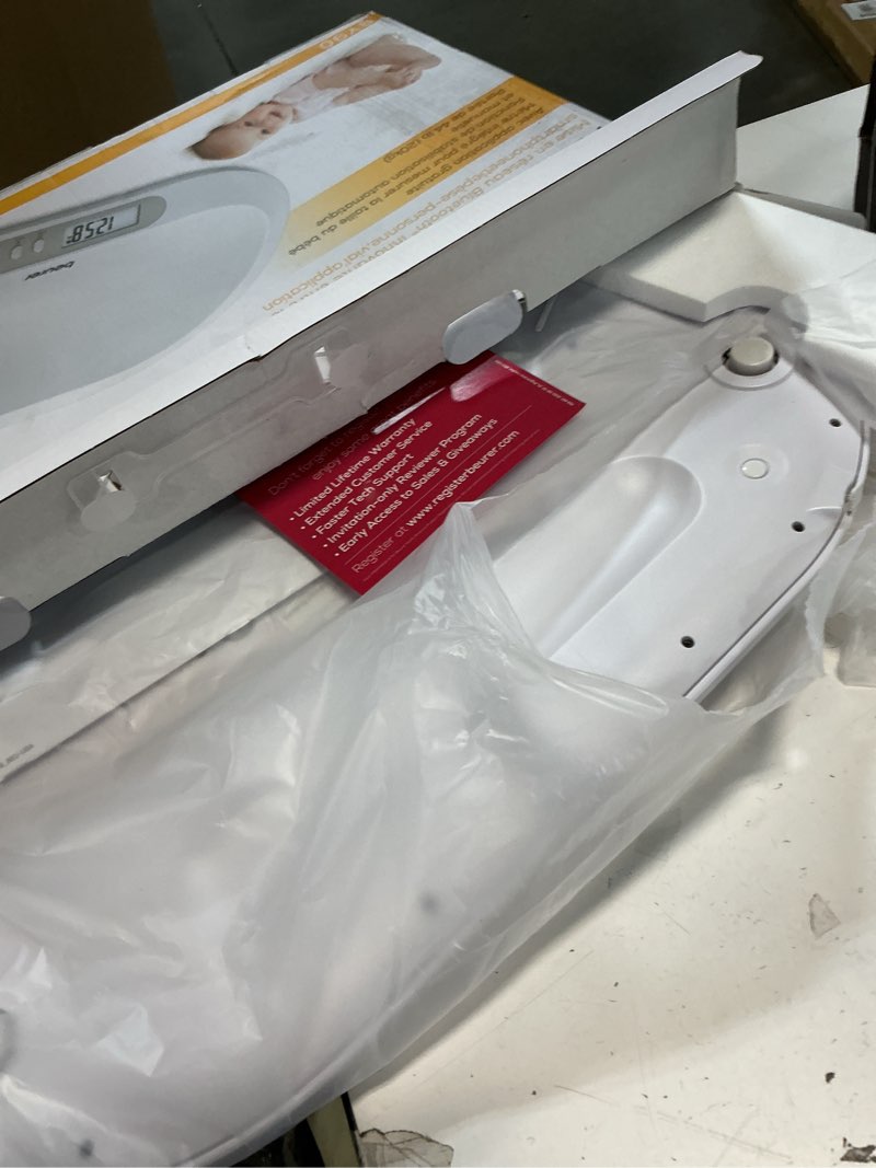 Condition photo showing Good Condition for Beurer BY90 Baby Scale, Pet Scale, Digital, with Measuring Tape, tracking weight with App | For: Infant, Newborn, Toddler /Puppy, Cat - Animals | LCD Display, weighs Lbs/Kg/Oz Highly accurate Baby Scale with Bluetooth