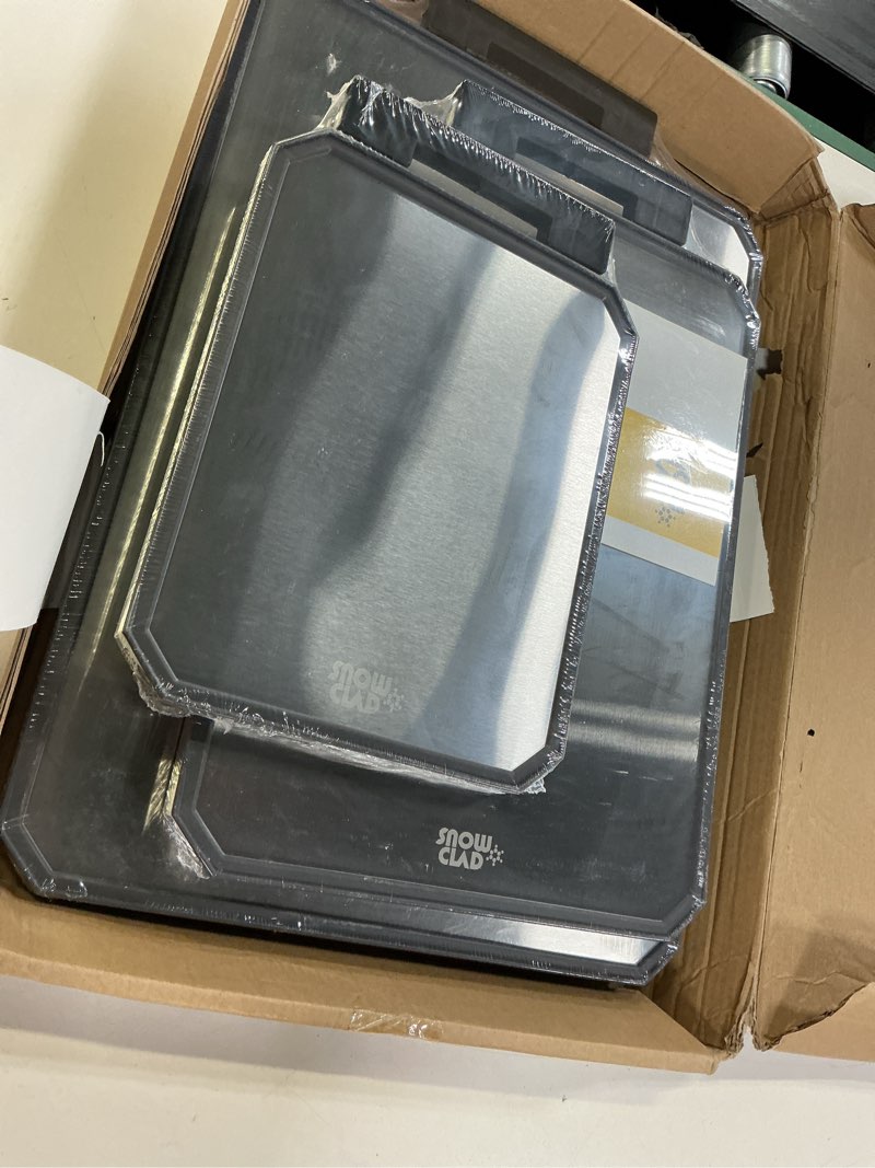 Condition photo showing New/Like New for extra large cutting board,double sided stainless steel cutting boards set for kitchen,stainless steel/wheat straw pp cutting board for meat,dishwasher safe [20 * 13.8+16 * 11+12 * 8.3 inch] set of 3
