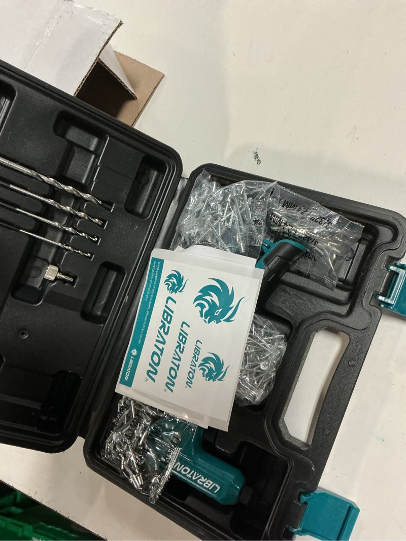 Condition photo showing Good Condition for libraton one-handed rivet gun, pop rivet gun set, professional hand riveter, manual riveting tool with 200 rivets for metal, includes 4 drill bits, 4 tool-free interchangeable heads, storage case heavy-duty pop rivet gun