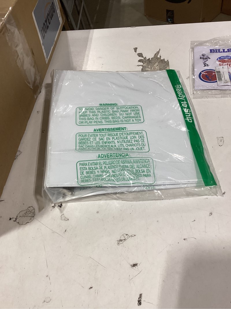 Condition photo showing New/Like New for avery standard view 3 ring binder, 1.5" round rings, 275-sheet capacity, 2.1 inch wide spine, 1 white binder, ideal for lightweight organization and occasional referencing (05726)