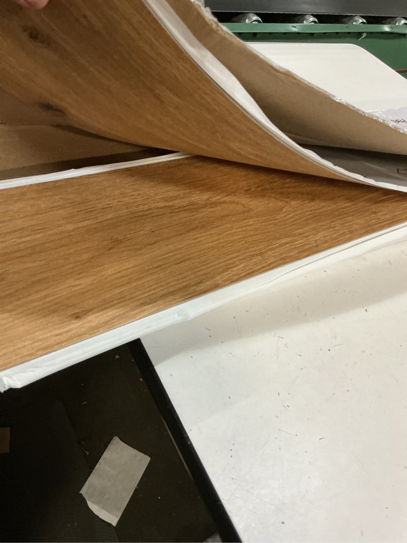 Condition photo showing Good Condition for mysflosy peel & stick floor tile, 36-pack 54 sq.ft waterproof vinyl flooring self-adhesive, wood-look vinyl planks for diy installation 36 x 6 inches blonde oak 36