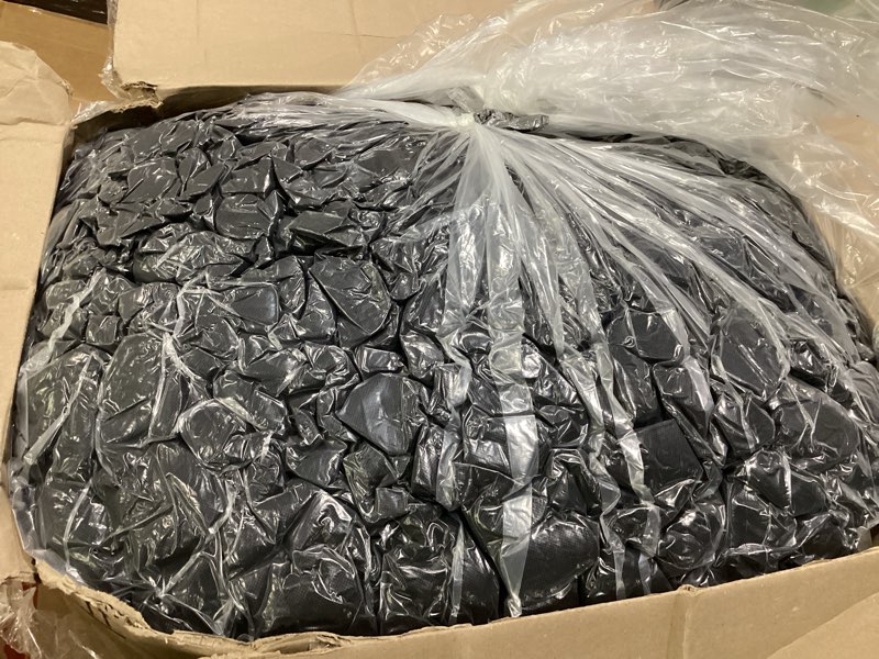 Condition photo showing New/Like New for hobestluk 4ft bean bag chairs for adults large beanbag chair with dutch corded plush cover big bean bag chair for living room bedroom dorm office - black (44" x 44" x 24") 4ft - 44” x 44” x 24” black