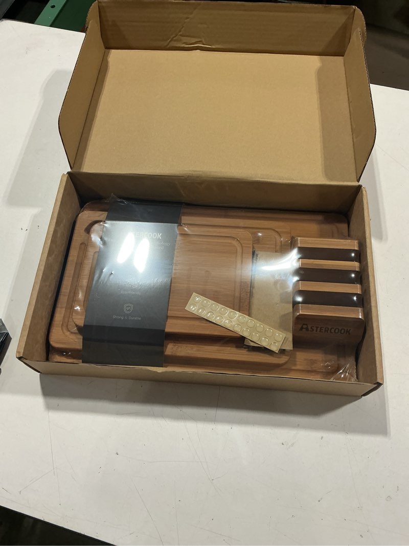 Condition photo showing Good Condition for astercook 4-pieces wood cutting board, bamboo chopping board for kitchen with holder, cutting boards set with juice groove and handles, charcuterie board for chopping meat, vegetables and fruits