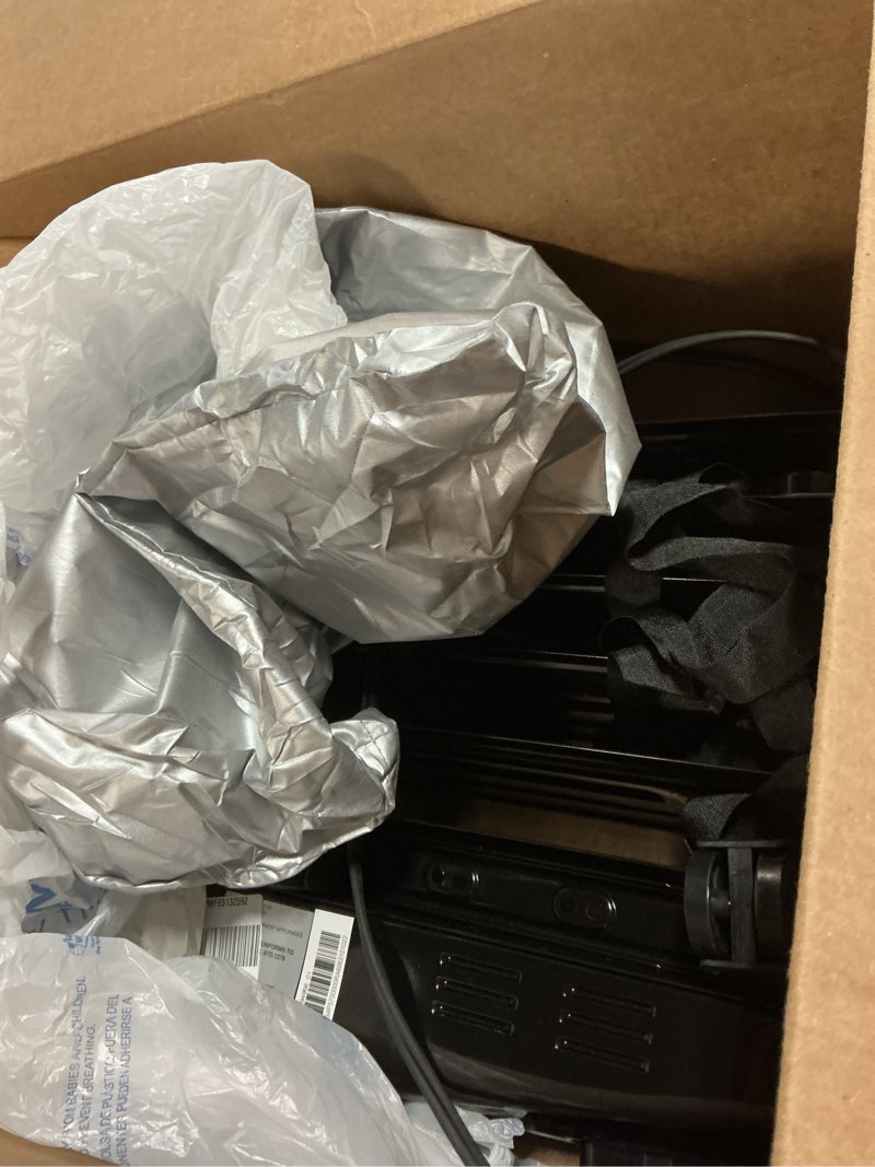 Condition photo showing As Is for PELONIS Radiator Heater for Large Space, Electric Oil Filled Radiator, Dual Knobs, 1500W, Quiet Space Heater, 3 Modes, Tip-over Protection Classic Black