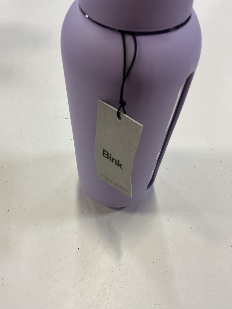 Condition photo showing New/Like New for bink 36 oz. big bottle with straw cap