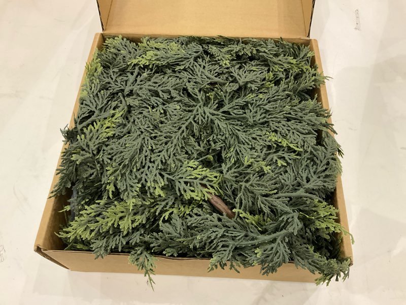 Condition photo showing New/Like New for Real Touch Cedar Garland - Artificial Christmas Garlands Faux Green Cedar Fake Pine Needles Garland for Fireplace,Table, Stairs, Mantle, Window,Indoor Outdoor,Home,Holiday Decor(1 PCS,6 FT) 1 6FT