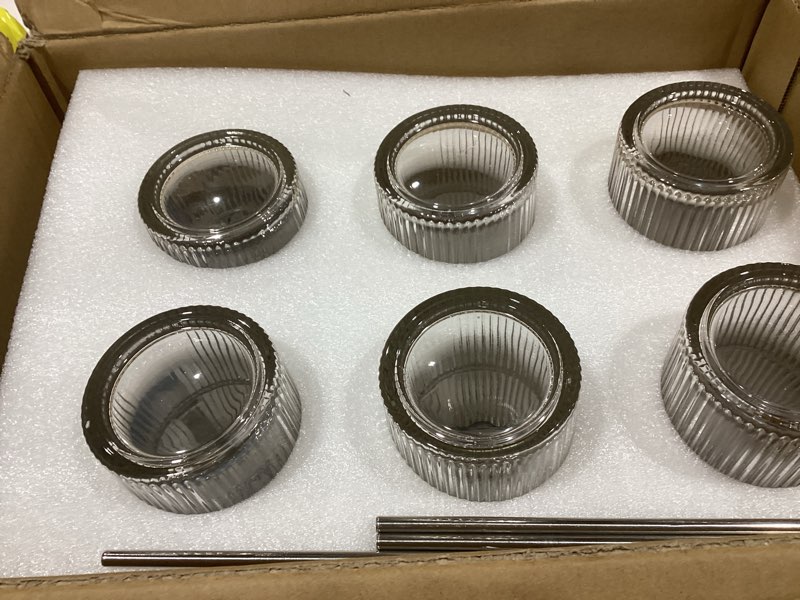 Condition photo showing New/Like New for Accguan 6Pack 20oz Ribbed Glass Tumbler with Straw and Lid,Glass Cup with Handle,Reusable lced Coffee Cups with lids-Glass Cups with Lids for Smoothie,Coffee,Juice,Tea,Travel Mug,Cold & Hot Beverages