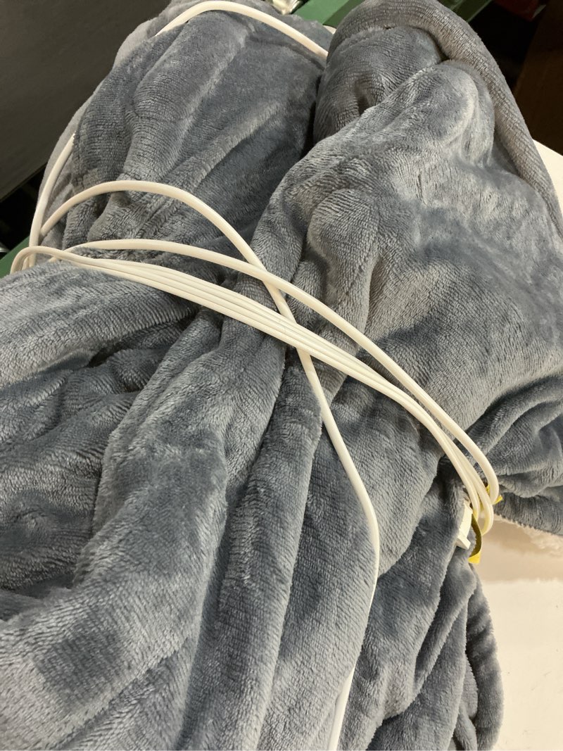 Condition photo showing As Is for Homemate Electric Heated Blanket Full Size - 72"x84" Heated Bed Blanket Throw with 10 Heating Levels 8 Hours Auto Off Fast Heating Over-Heat Protection-Ultra Soft Flannel ETL Certified, Grey Grey Full 72"x84"