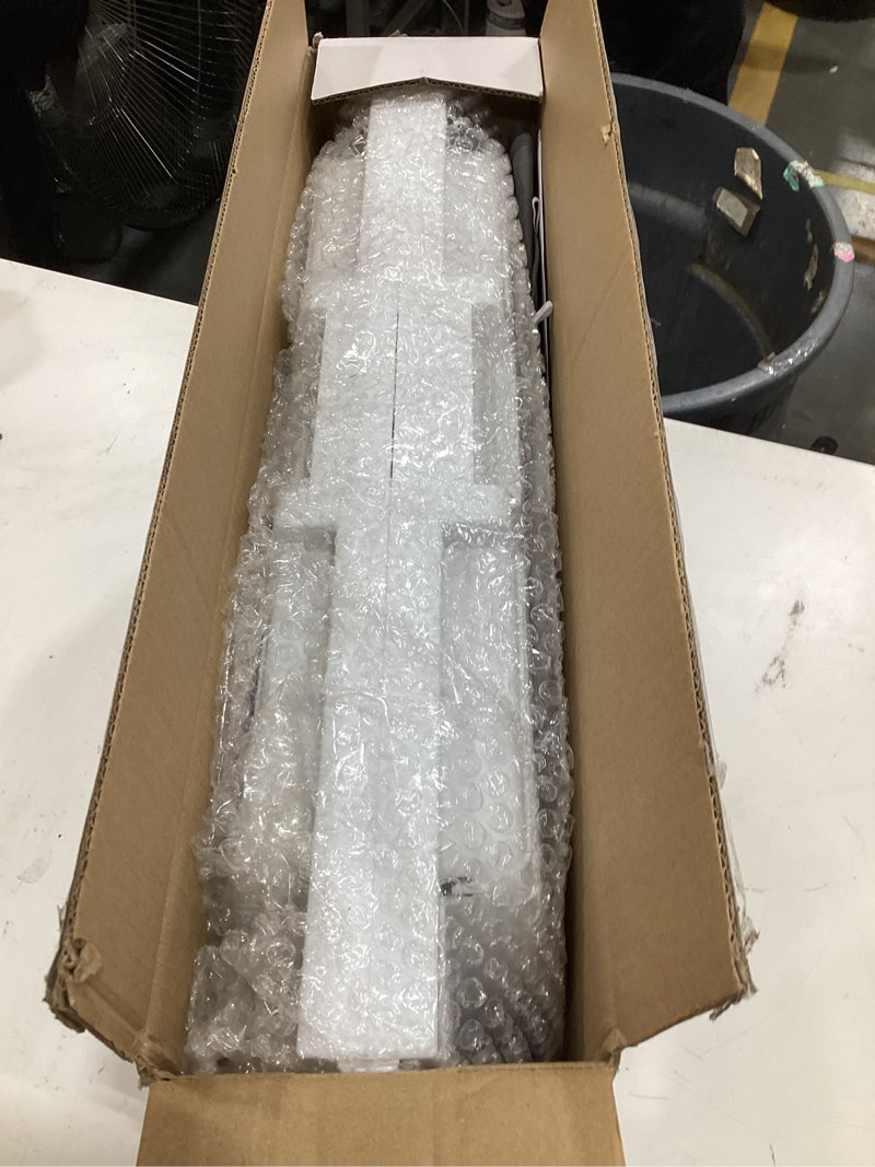 Condition photo showing Good Condition for comfort zone twin window fan with reversible airflow control, 9 inch, auto-locking expanders, 2 speed fan, dual fan, exhaust, airflow 9.84 ft/sec, ideal for home, kitchen, bedroom & office, cz319wt white 9"