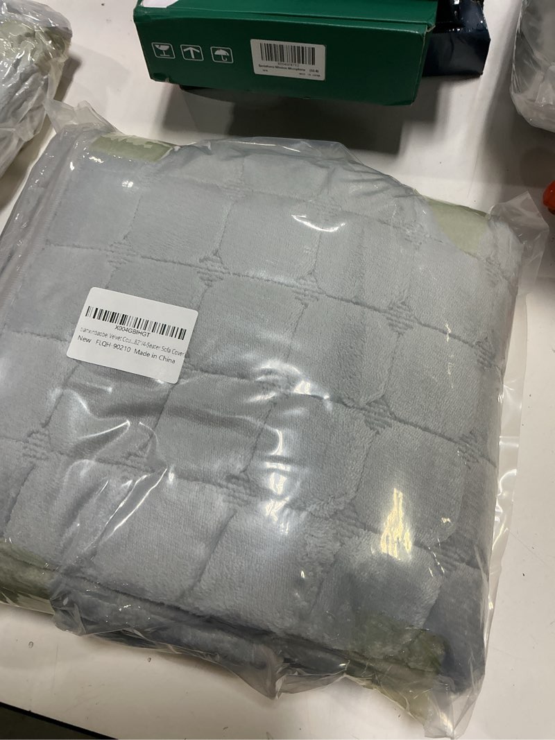 Condition photo showing New/Like New for Velvet Couch Cover Sectional, Funny Fuzzy Pet Couch Covers for Loveseat, Plush Warm Sofa Covers for Pets Washable, Non-Slip Couchs Cover for Pets & Kids(1PC, Light Grey, 35.4"×63") Light Grey 1PC/36"x63"/Loveseat Sofa Cover