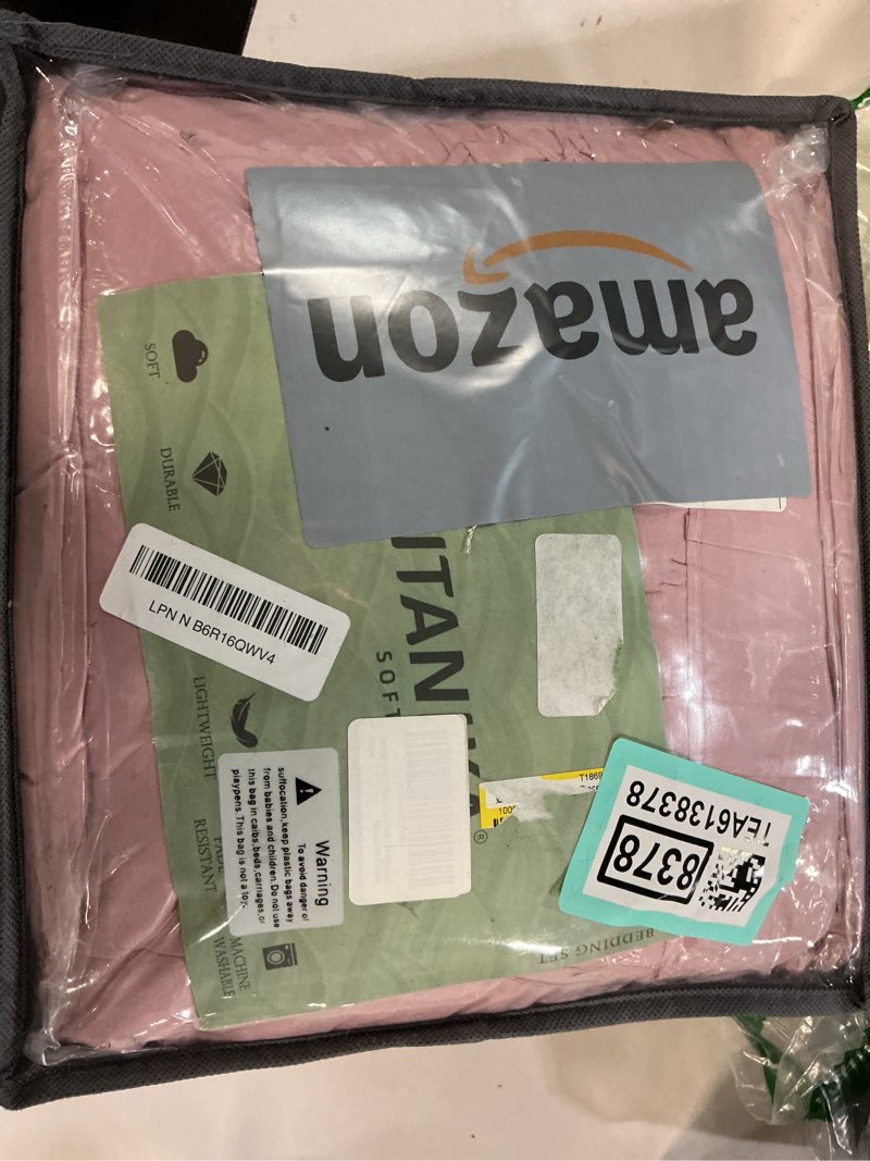 Condition photo showing New/Like New for Litanika Grayish Pink Full Size Comforter Sets, 3 Pieces Ruffle Farmhouse Aesthetic Bedding Comforter Sets, All Season Soft Lightweight Fluffy Microfiber Bed Set(79x90In Comforter, 2 Pillowcases) Grayish Pink Full (79"x90")