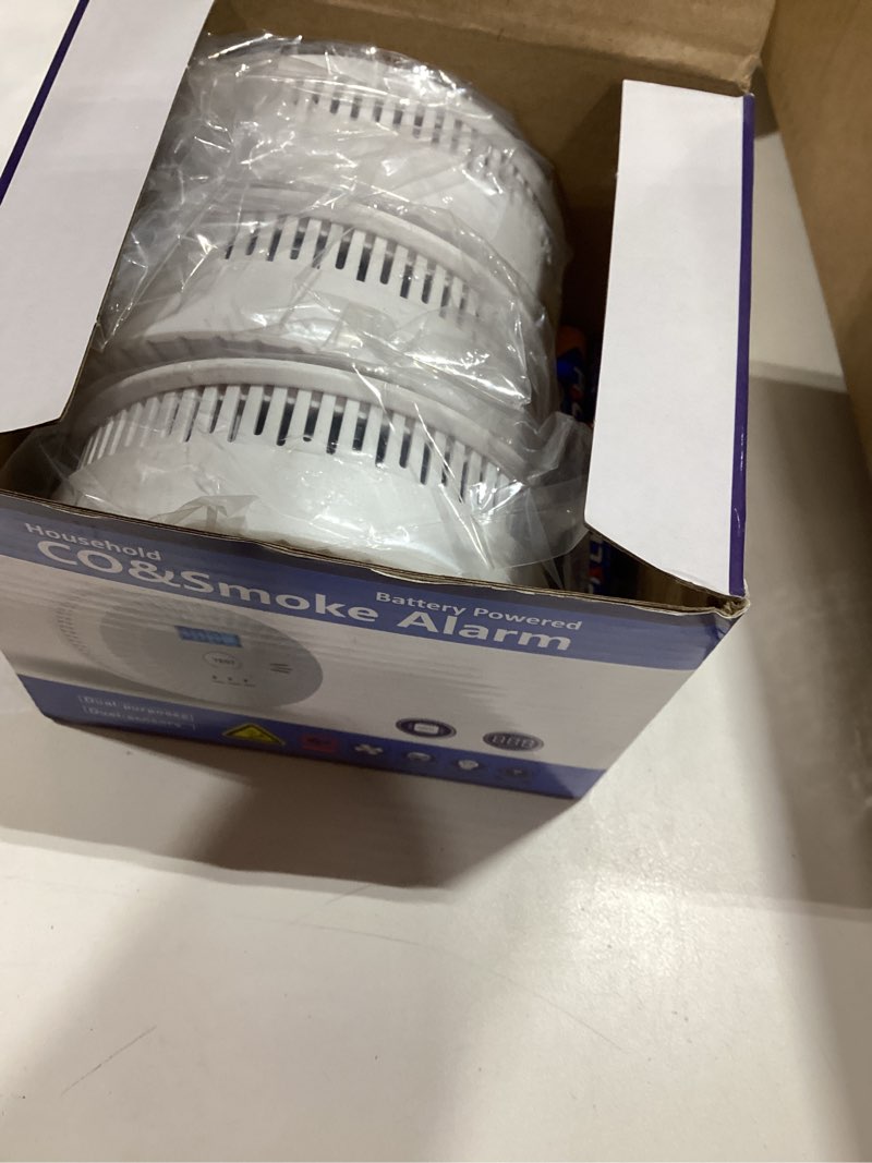 Condition photo showing New/Like New for 3 packs smoke and carbon monoxide detector powered by battery,portable smoke detector carbon monoxide detector combo with large lcd display, fire alarm smoke detector for home,kitchen white 3