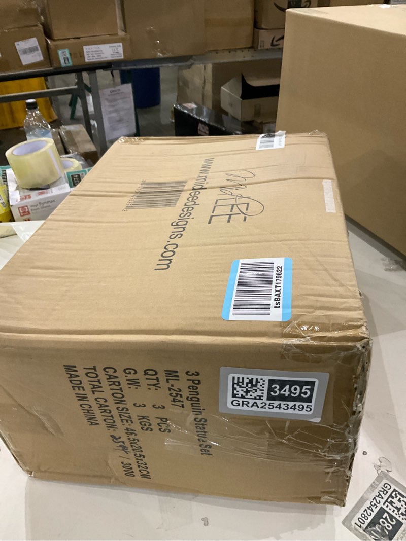 3 Penguin Statue Set