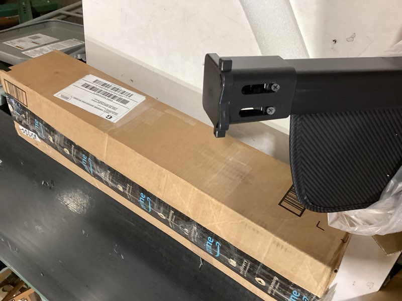 Condition photo showing Good Condition for auxko retractable cargo cover for volvo xc60 2026-2018, trunk cargo cover luggage security shade cover for 2026 2025 2024 volvo xc60 shielding shade anti-peeping luggage privacy screen, carbon fiber for 2026-2018 volvo xc60