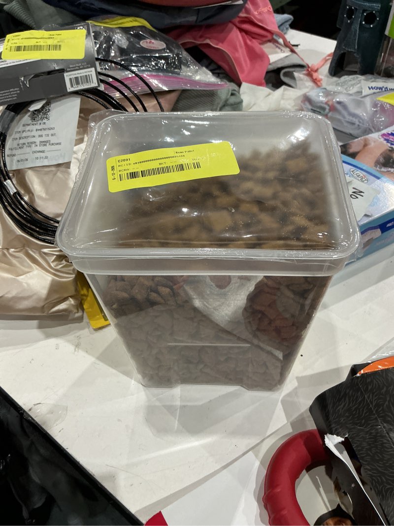 Condition photo showing As Is for temptations tasty chicken crunchy cat treats - 30oz
