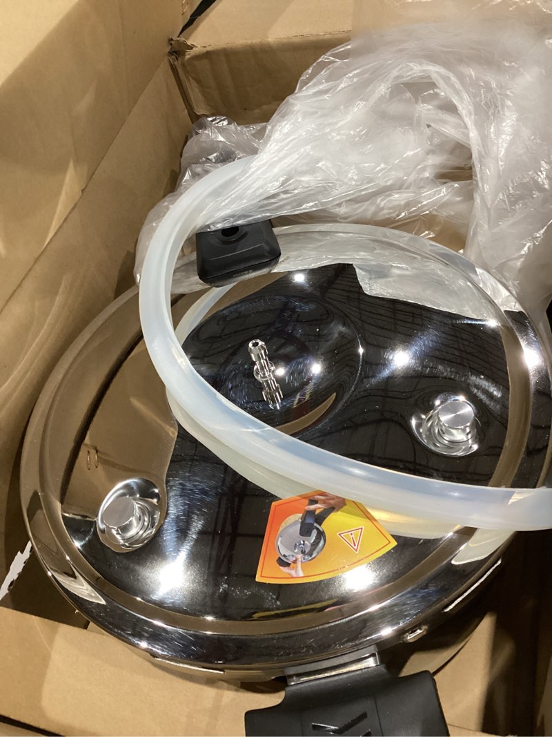 Condition photo showing Good Condition for pressure cooker for stove, soup pot, multi-function, non-stick, for canning, for home, indoor, outdoor, family, camping 26cm